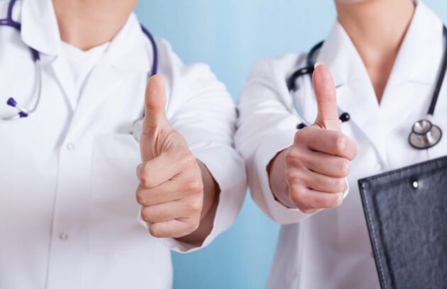 labioplasti.com.tr sitesi klitoris estetiği kimlere yapılmaz yazısı tema görseli